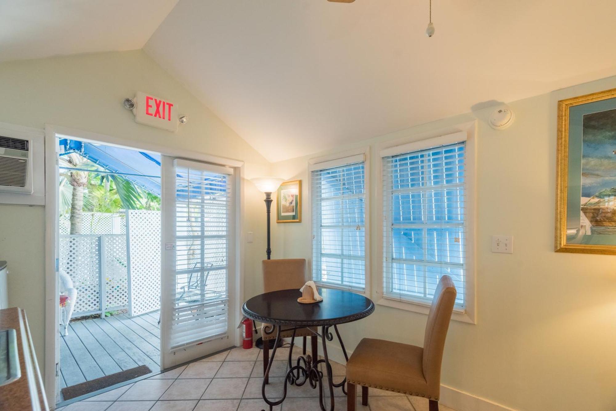 Tropical Village Key West Chambre photo